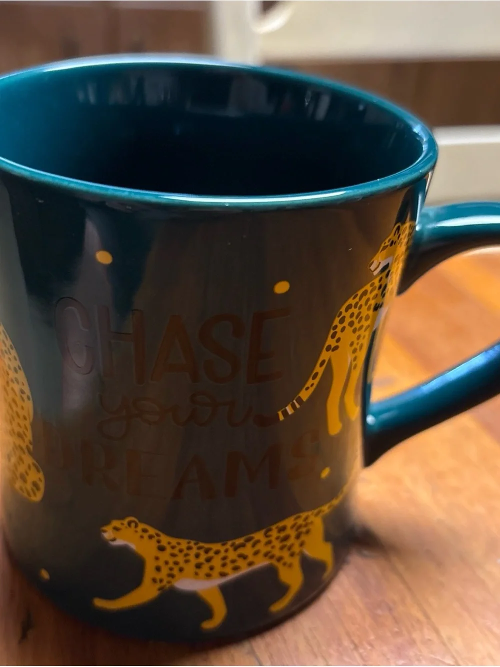 Teal Ceramic Mug with Yellow Cheetah Design - Chase Your Dreams